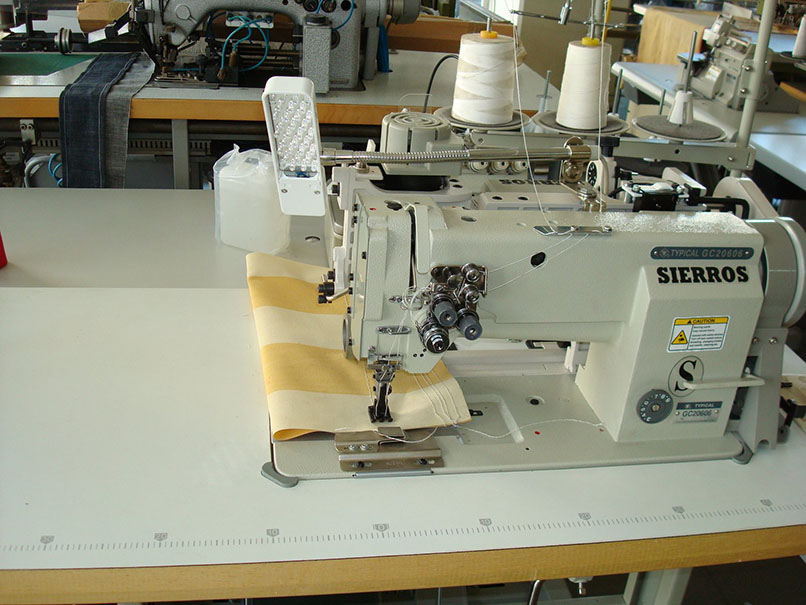  One and Two Needle Compound Feed Lockstitch Sewing Machine